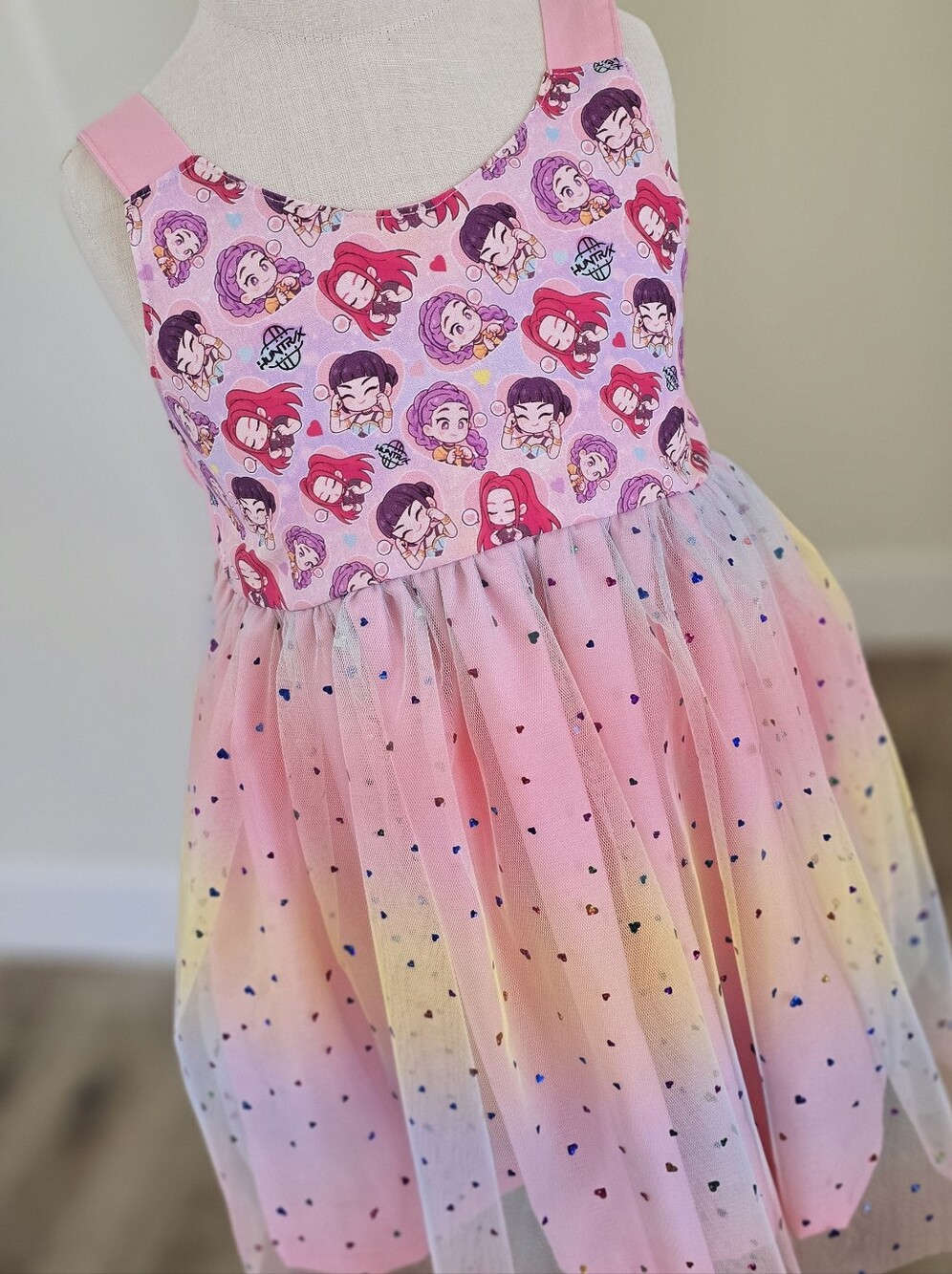 Hearts K-pop demon hunters dress